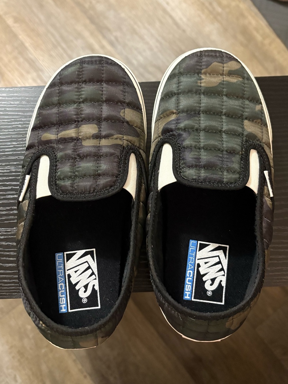 Vans Camo Slip-er Men’s 5 Women’s 7